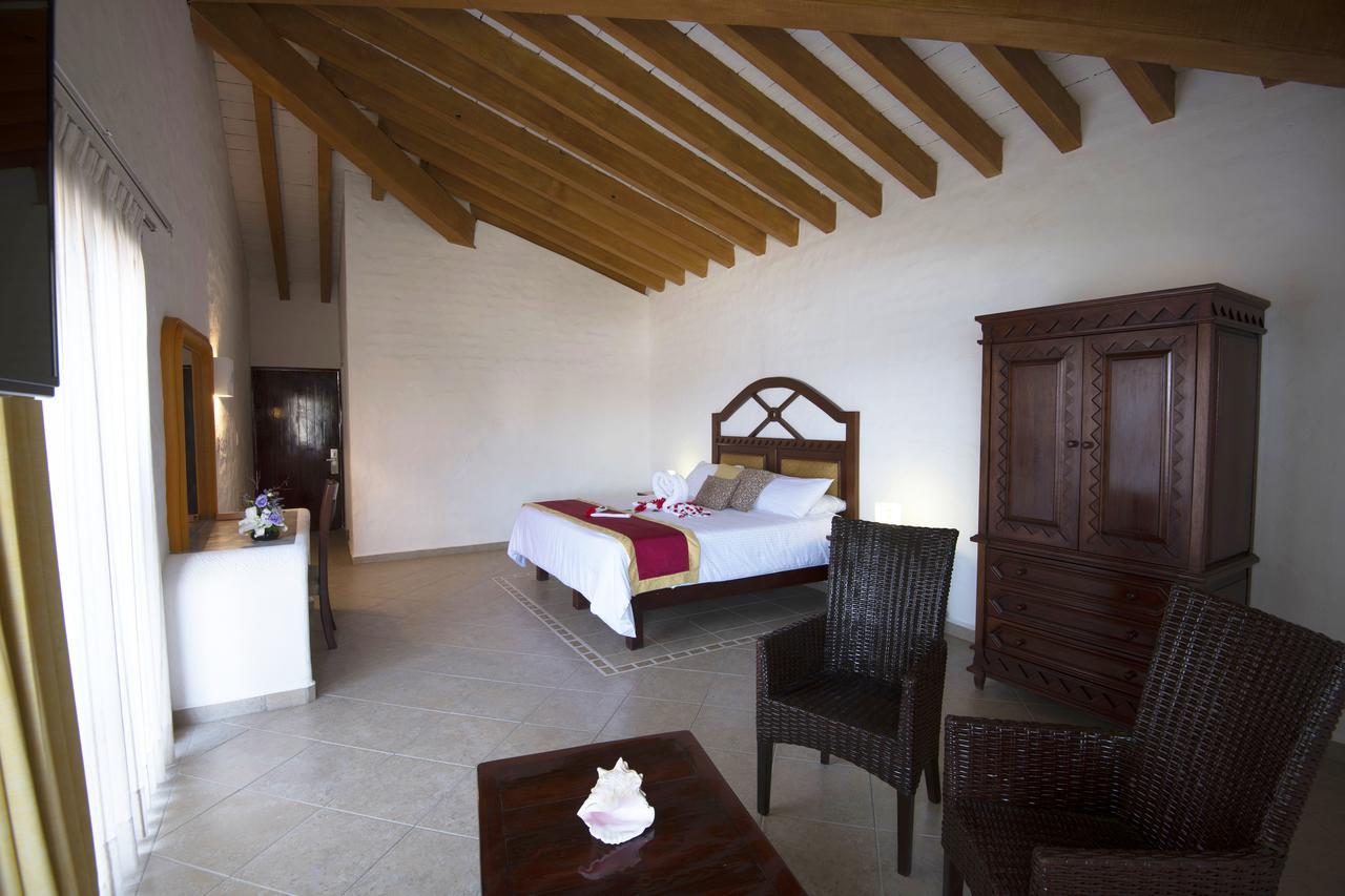 Hotel Punta Serena & Resorts - Solo Parejas (Adults Only) Tenacatita Dış mekan fotoğraf